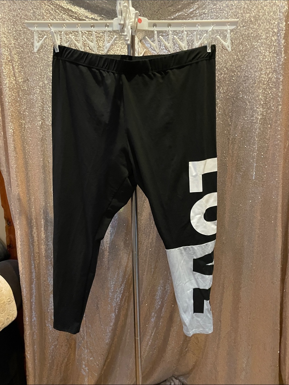 Women  Black Graphic Leggings with White Accent